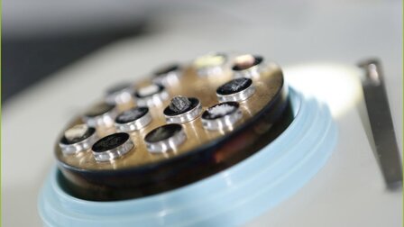CRB GmbH | Preparazioni per l'analisi dell'amianto | © CRB Analysis Service GmbH